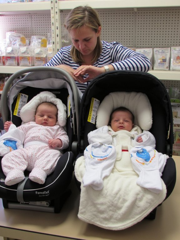 How to Choose Car Seats for Premature Twins. Baby Car Seats